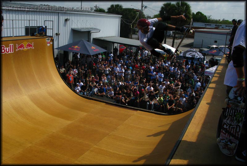 What a great crowd turnout for the Vert Contest