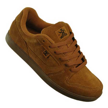 dc shoes brown suede